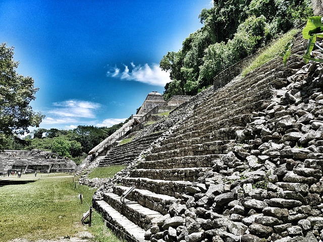 Free Pyramids Palenque photo and picture
