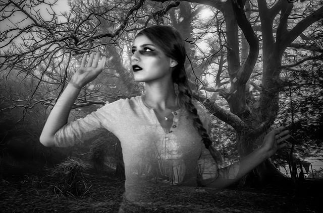 Free ghost female ghost girl illustration