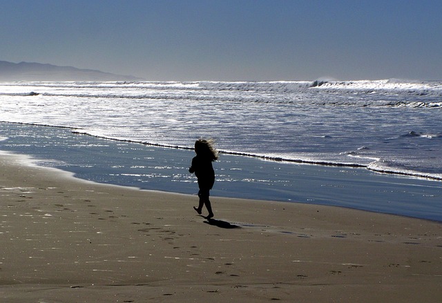Strand, Meer, Sonne, Kind, Sand