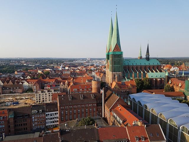 Free Lübeck Cityscape photo and picture
