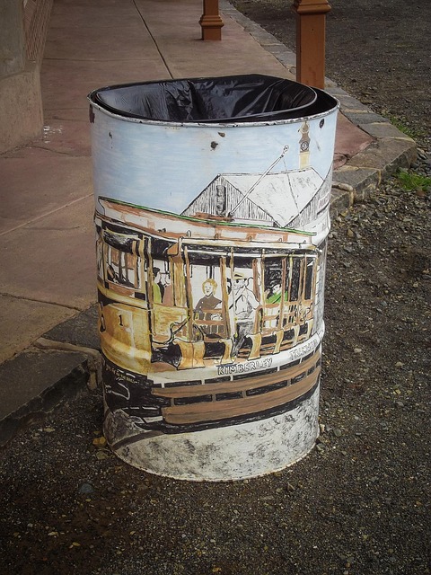 Free Trash Bin photo and picture