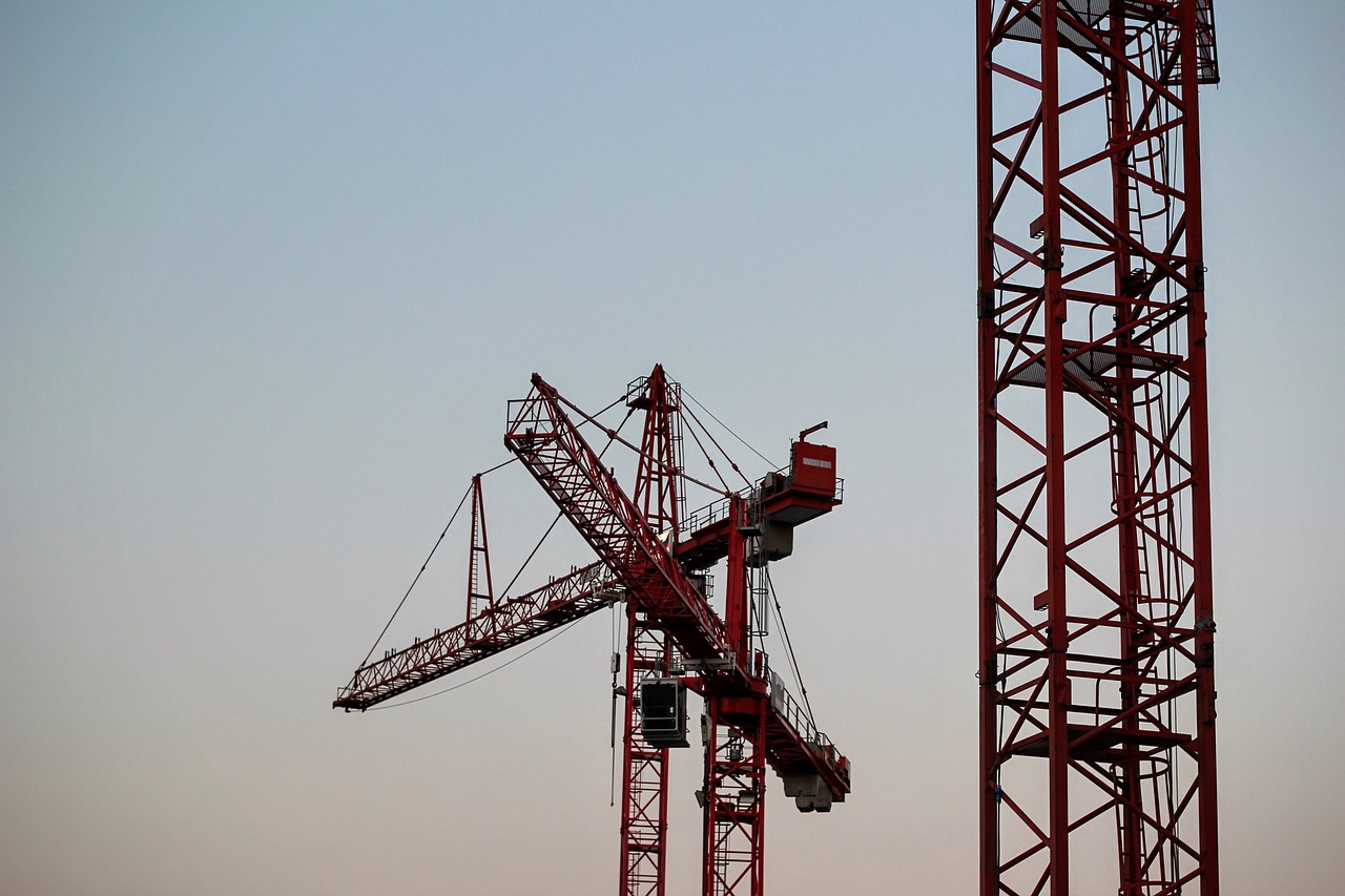Download free HD stock image of Construction Crane Load Crane Free Construction Crane Load Crane photo and picture