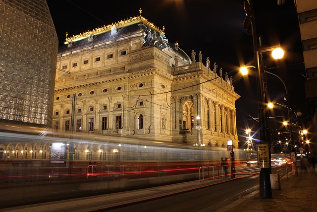 Free Prague National Theatre photo and picture
