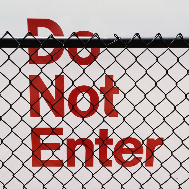 Free Sign Do Not Enter photo and picture