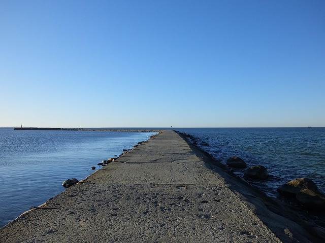 Free Seaside Sea photo and picture