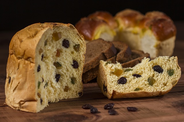Free Panettone Bread photo and picture