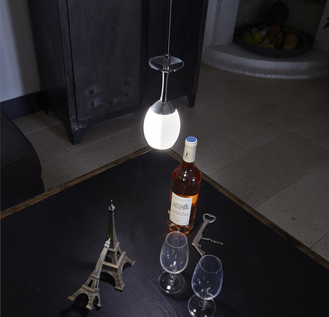 Free Wine Light photo and picture