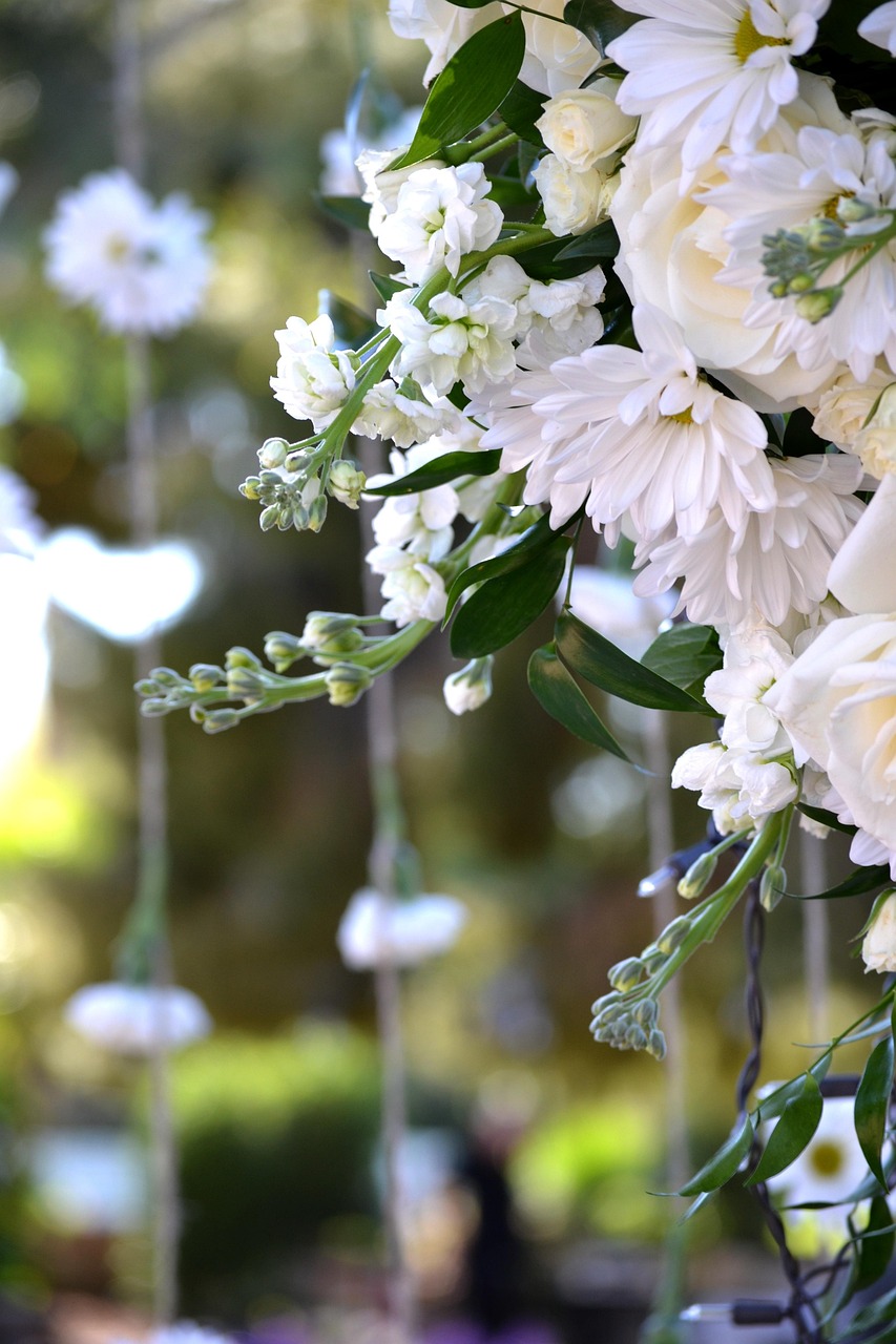 144 Mini Fleurs En Papier Blanc - Pour Décorations Mariage, DIY, Scrapbooking | Fleurs Artificielles Légères - 7