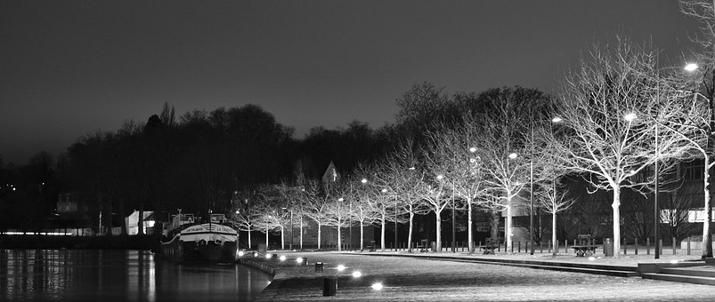 Free Night Urban photo and picture