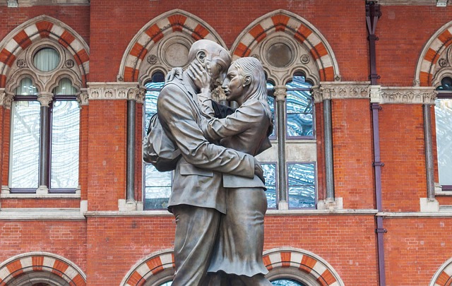 Free The Meeting Place St Pancras photo and picture