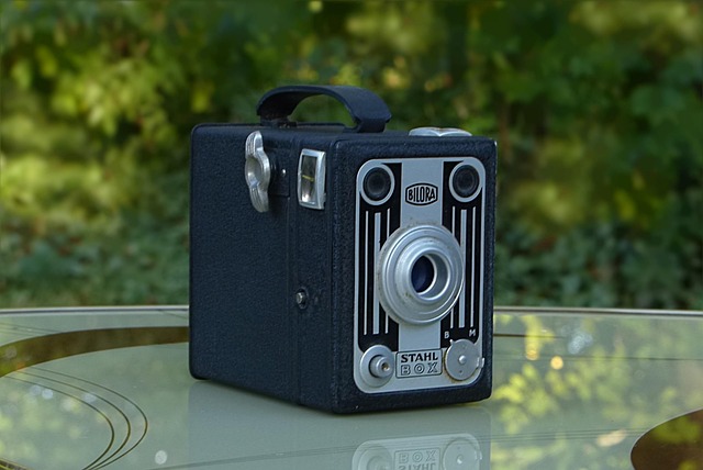 Camera Photo Box 4+ Free Photobox & Tripod Images - Pixabay