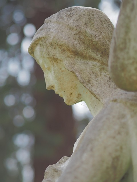 Cimitir, Biserică, Vechi, Clădire