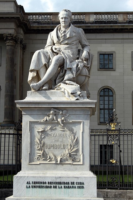 Free Statue Humboldt photo and picture