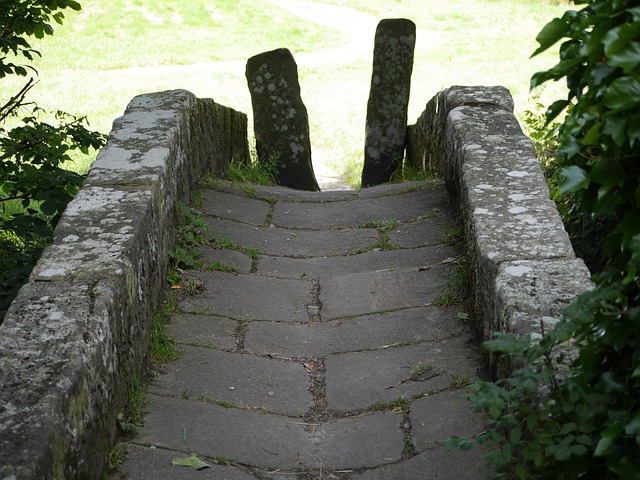 Free Bridge Stone photo and picture