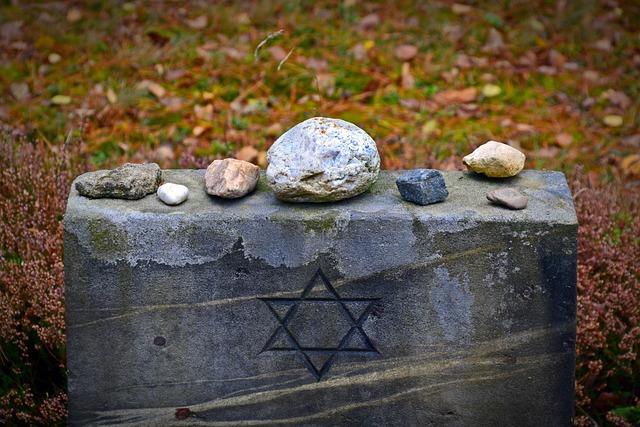 Free Tombstone Faith photo and picture