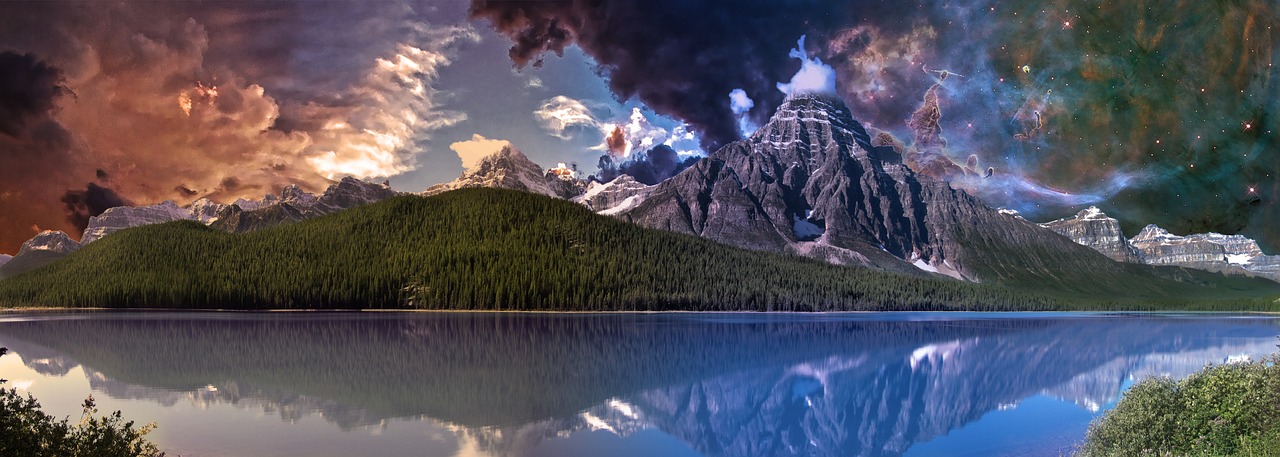 mountains-1736209_1280.jpg