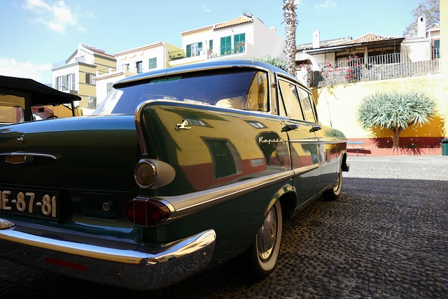 Free Automobile Antique Car photo and picture