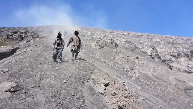 Free Mountain Travelling photo and picture