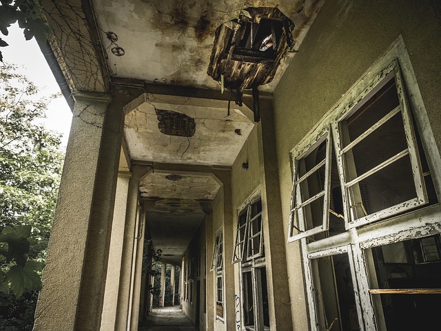 Lugar Perdido, Horror, Prédio Abandonado