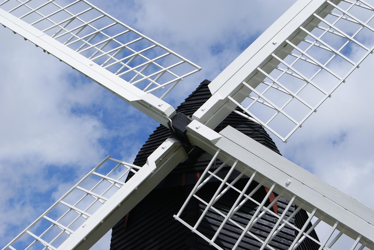 Windmill - free online jigsaw puzzle photo