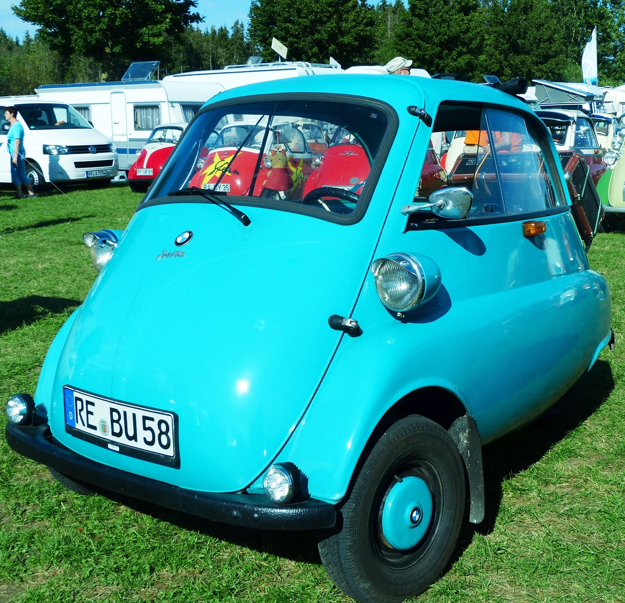 Bmw Isetta Besando Pelota Coche - Foto gratis en Pixabay
