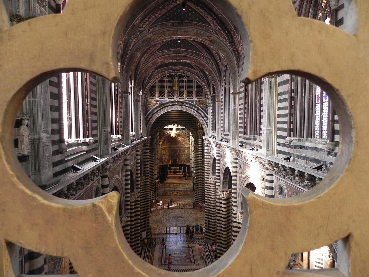 Siena - free online jigsaw puzzle photo