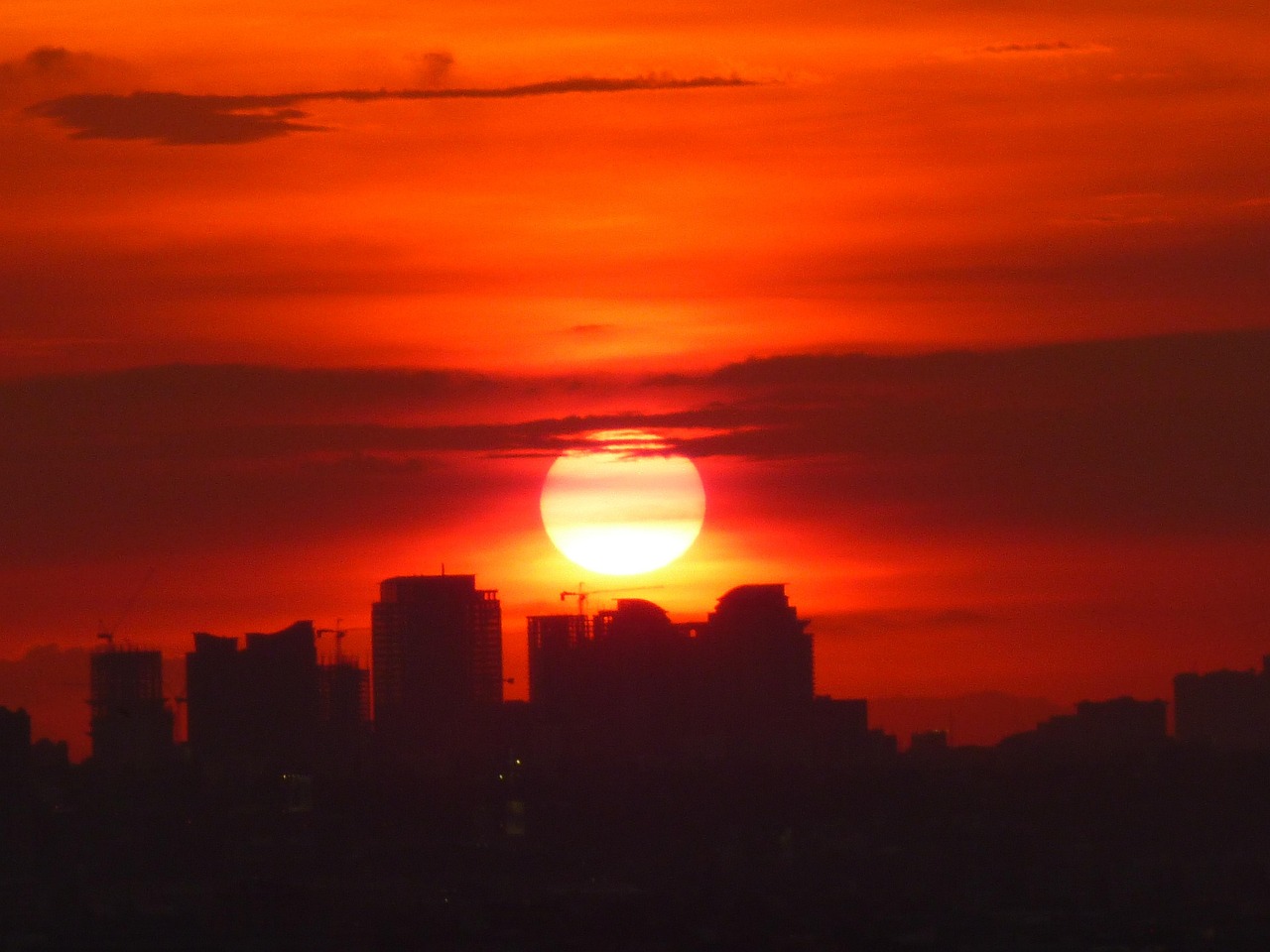 Manila Sunset Philippines Big Free Photo On Pixabay manila-sunset-philippines-big-free-photo-on-pixabay