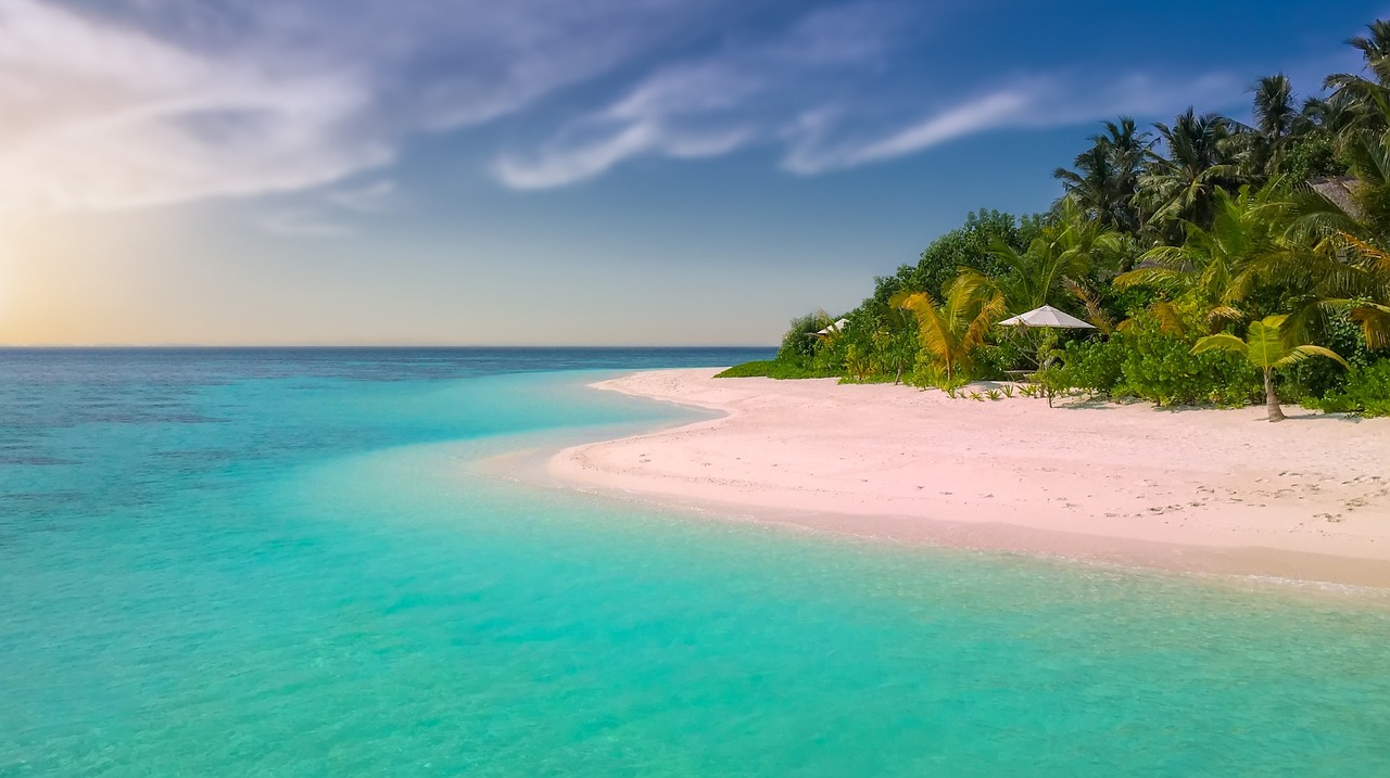 200 000 Free Romantic Sunset Beach Beach Images Pixabay