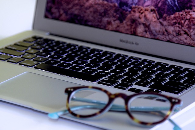 Free Apple Apple Inc photo and picture