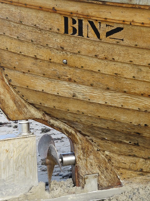 Free Boat Binz photo and picture