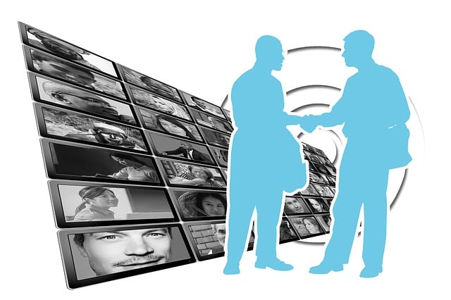 Free integration welcome shaking hands illustration