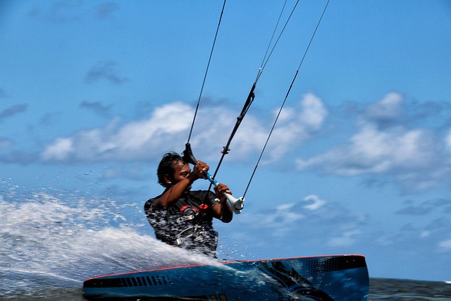 Free Kite Surfing Bali photo and picture