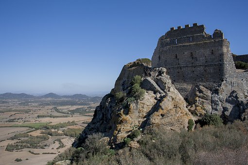 Castillo, Agua Fría, Panorama, Restos