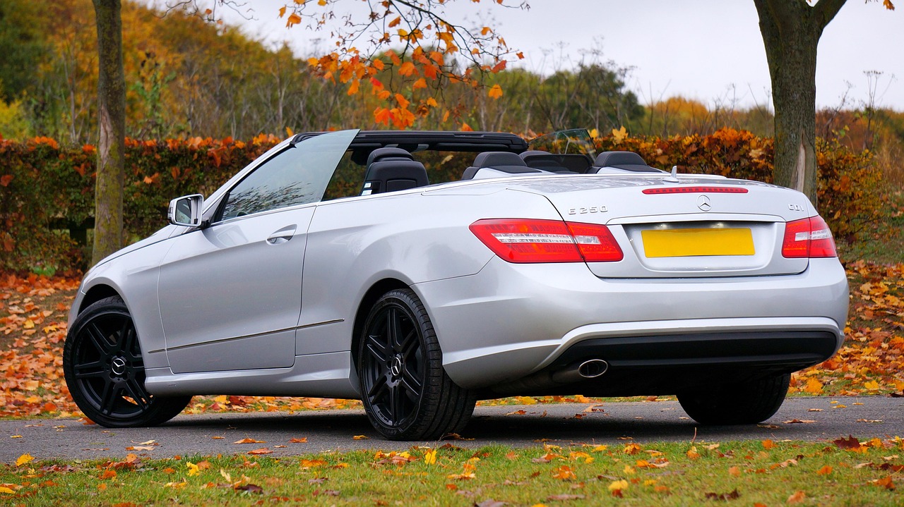 Car - free online jigsaw puzzle photo