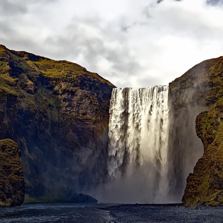 Nouveau concours : La chute d'eau (Verrouillé). Iceland-1790985_960_720