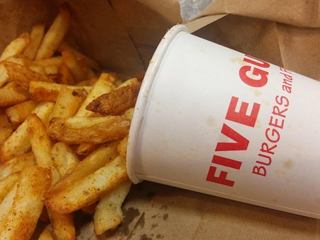 Vijf Mannen, Chips, Hamburgertent