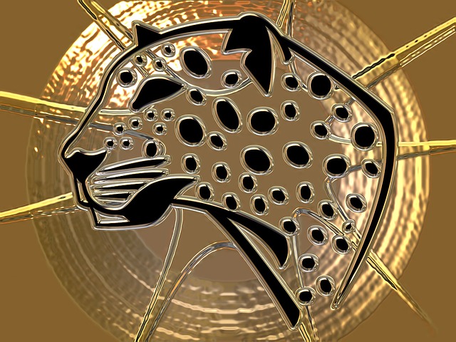 Free big cat head emblem picture illustration