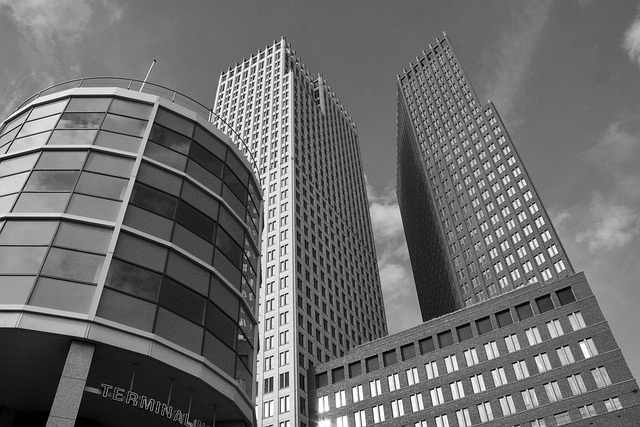 Weinhafenviertel, Den Haag, Hochhaus