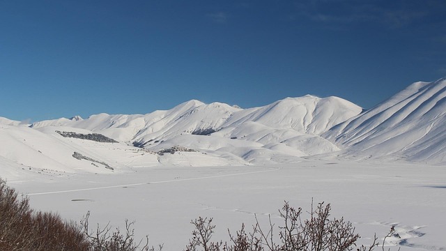 Free Castelluccio Mountains photo and picture
