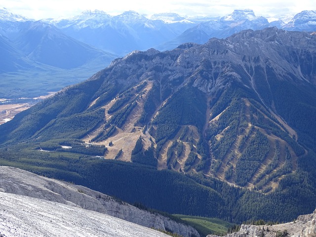 Free Ski Ski Slopes photo and picture