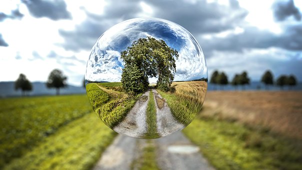 Free Reflection Ball illustration and picture