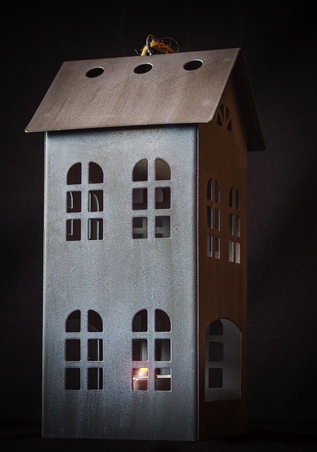 Free Home Ornament photo and picture