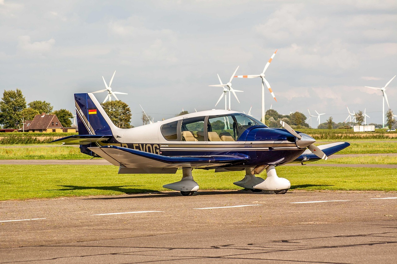 Plane - free online jigsaw puzzle photo