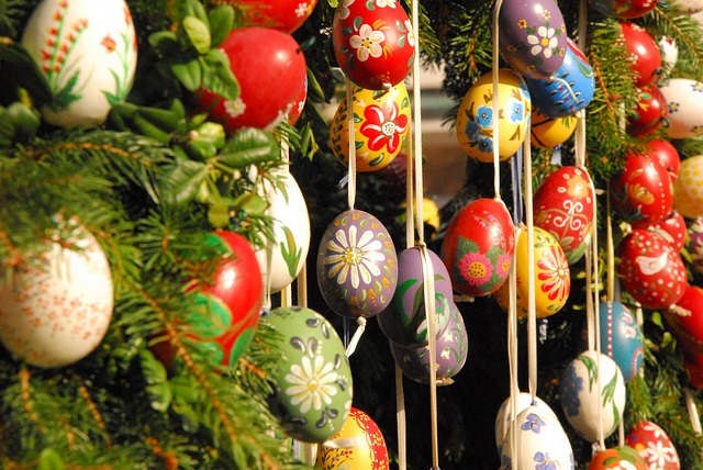 Free Easter Well Easter photo and picture