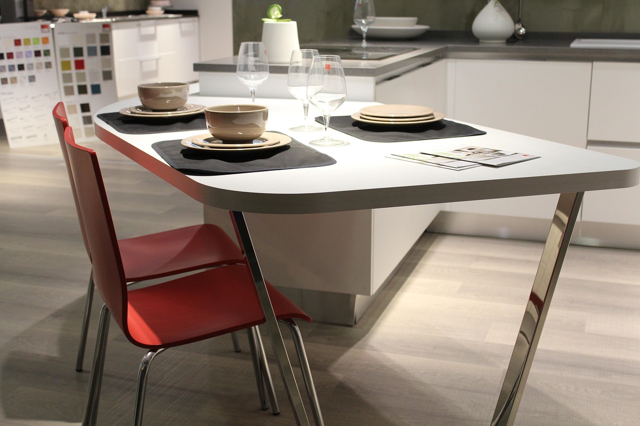 20,000+ Free Small Table & Table Images - Pixabay