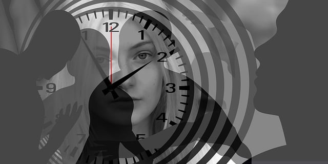 Free woman face clock illustration