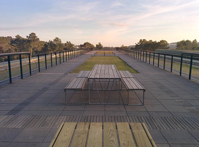 Free Picnic Table photo and picture