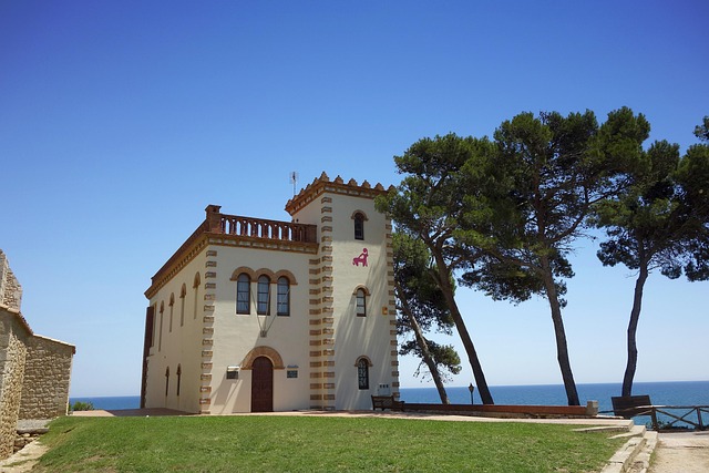 Free Spain Building photo and picture