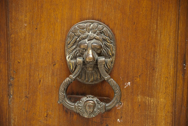 Free Door Knocker Vintage photo and picture