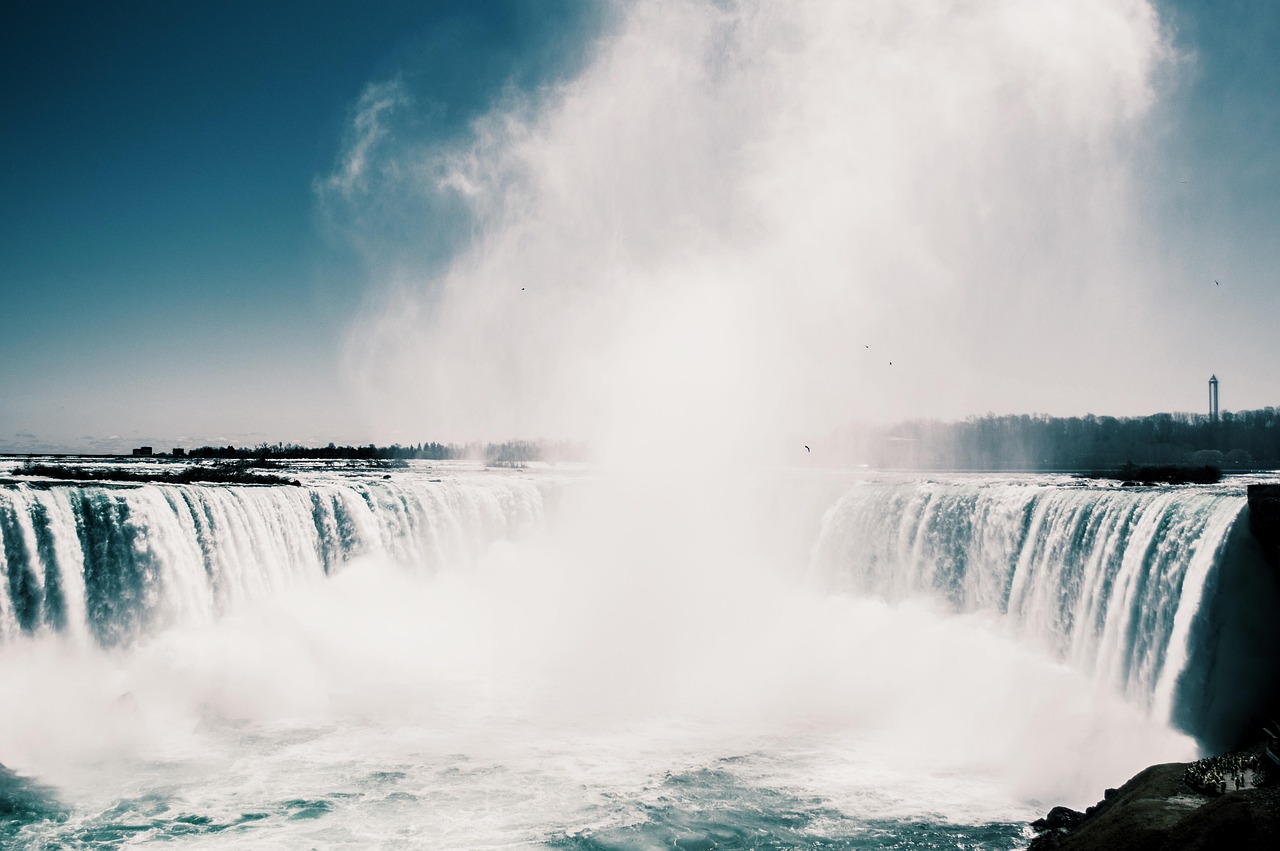 Mist - free online jigsaw puzzle photo